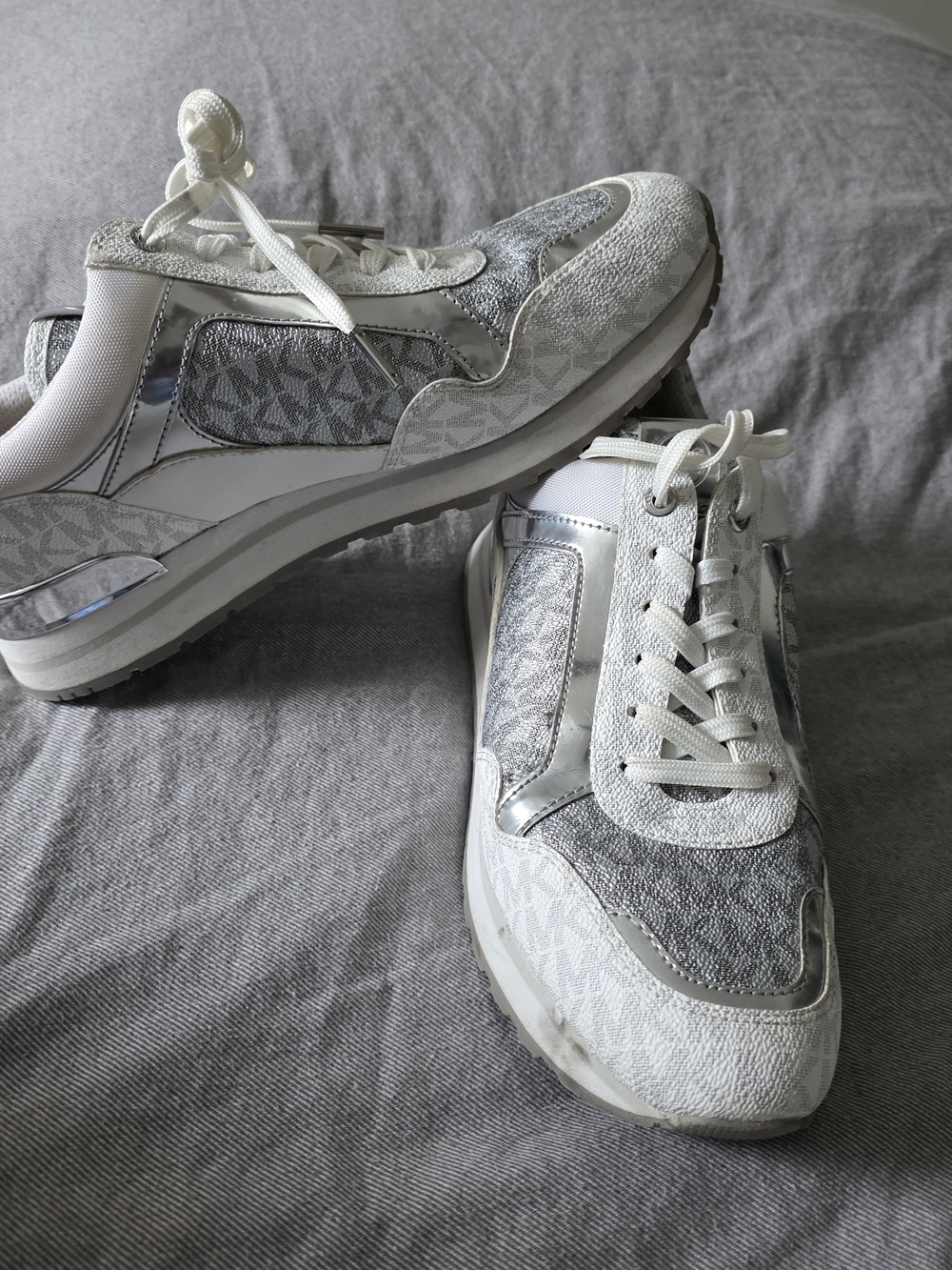 Michael Kors White & Silver Logo Runner Sneakers